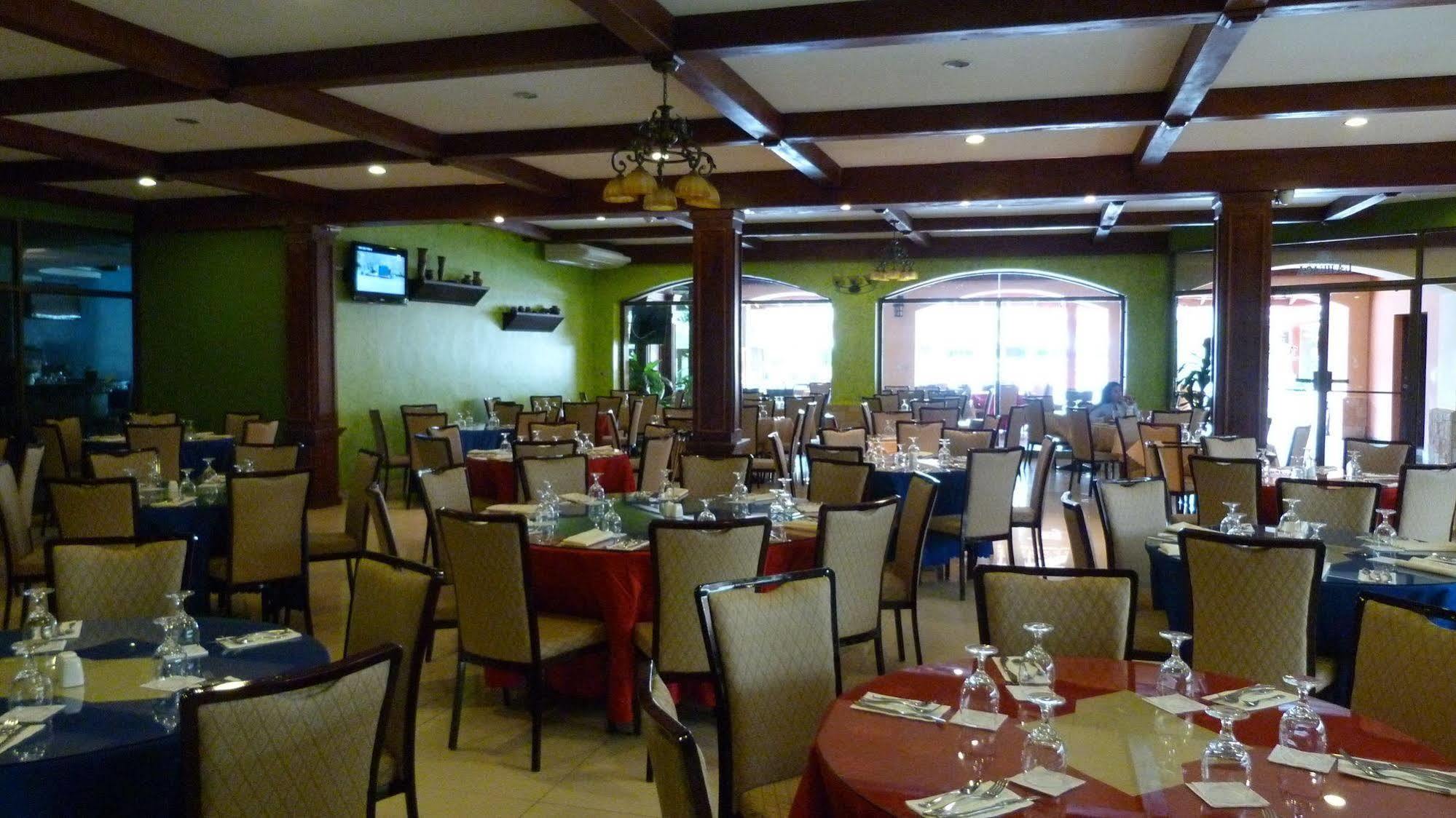 Gran Hotel Azuero Chitré エクステリア 写真