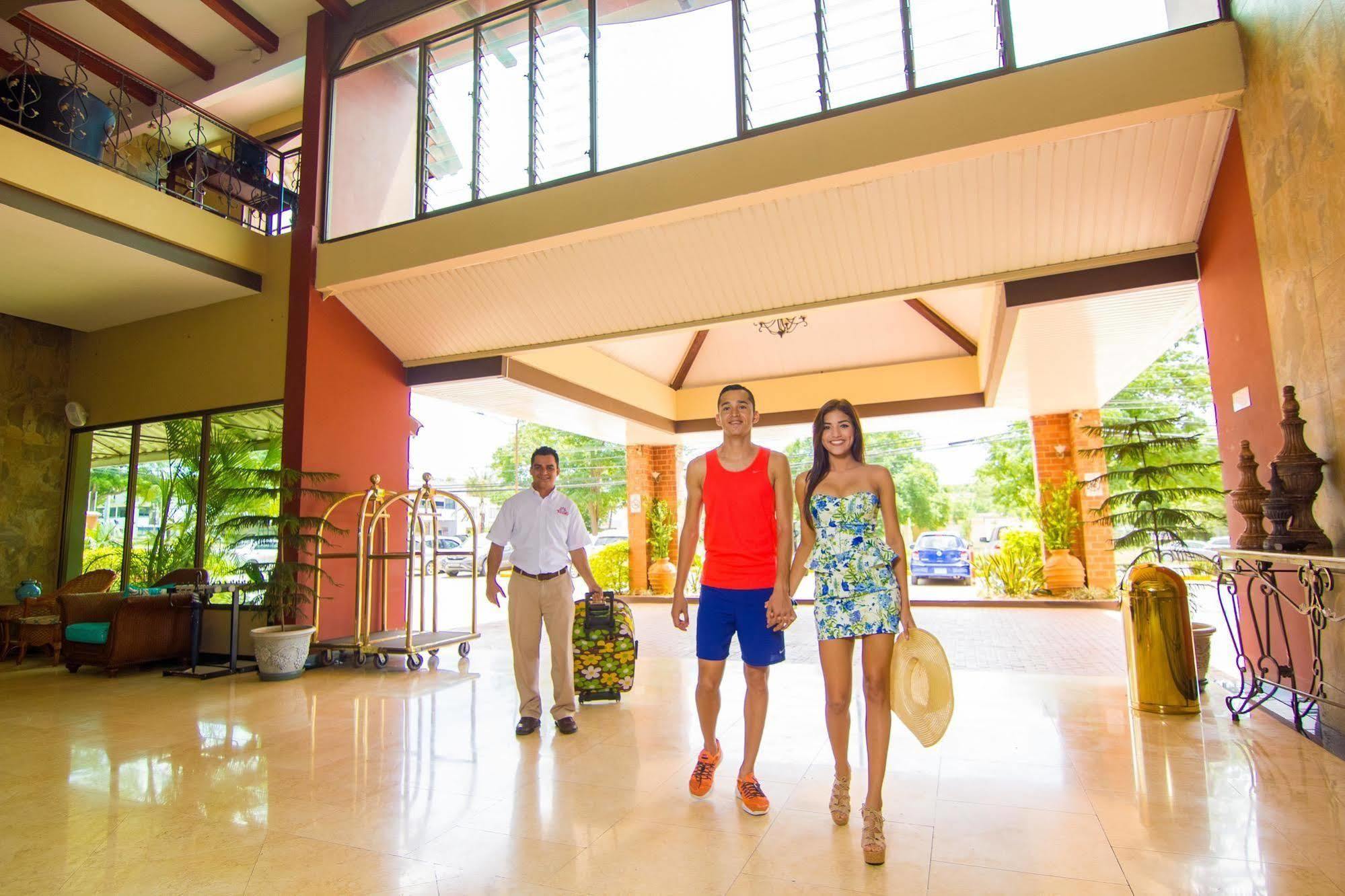 Gran Hotel Azuero Chitré エクステリア 写真